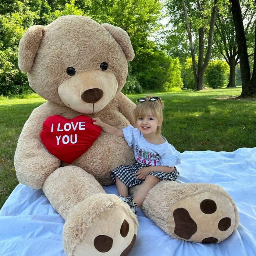 Large soft toy - giant teddy bear from Vivantoy
